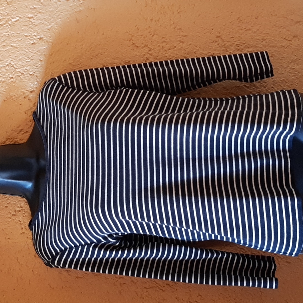 Navy and cream Land's end top size PM.